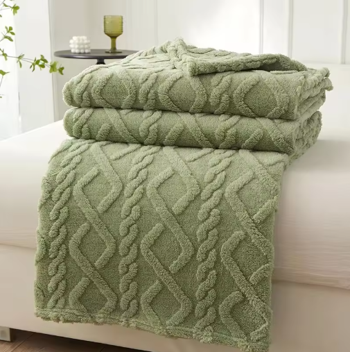 Skanto | SoftBreeze - Lightweight Taffeta Bedspread for Every Season