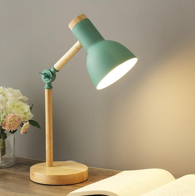 Skanto | Scandinavian Wood Table Lamp