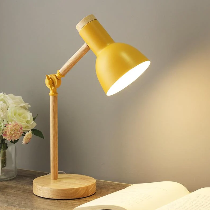 Skanto | Scandinavian Wood Table Lamp