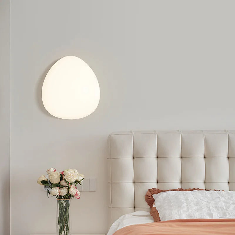WhiteCloud Lamp – Stylish LED Wall Light for Kids Skanto