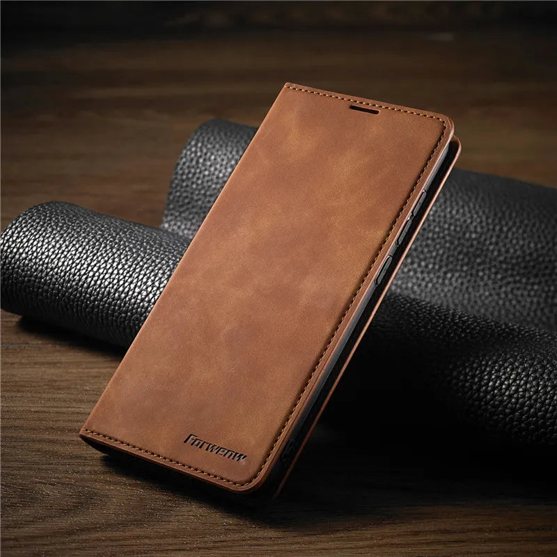 Skanto iPhone Case: Magnetic Leather Pouch for Stylish Protection