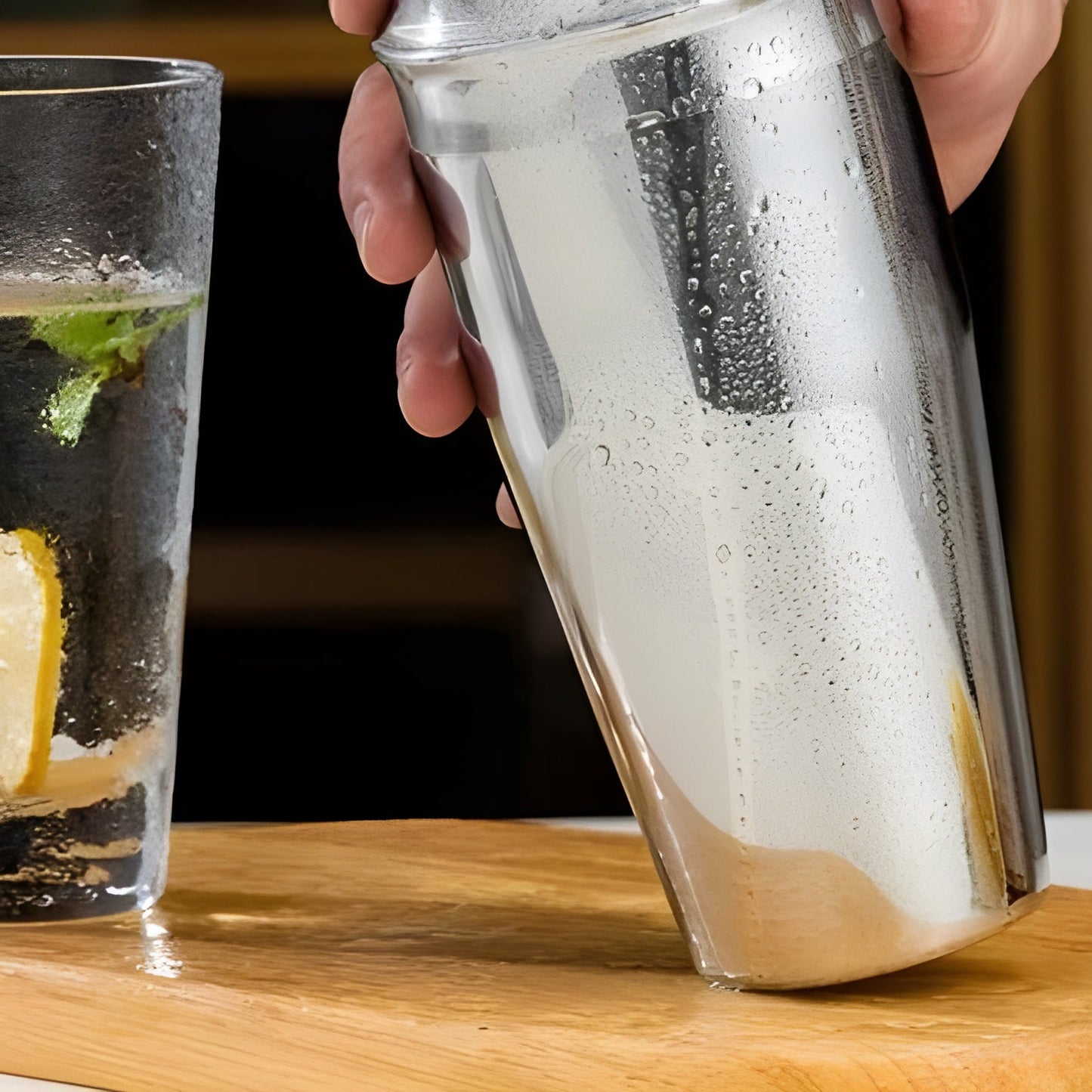 Stainless steel cocktail shaker set – 10-piece premium bartender set | Ideal for mixed drinks and parties