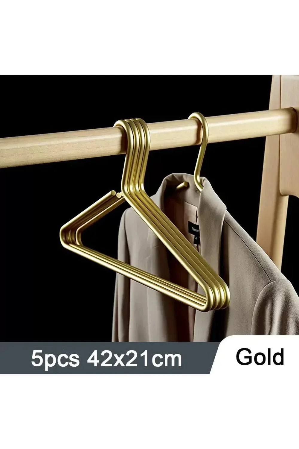 Skanto | LuxeLine Metal Hangers