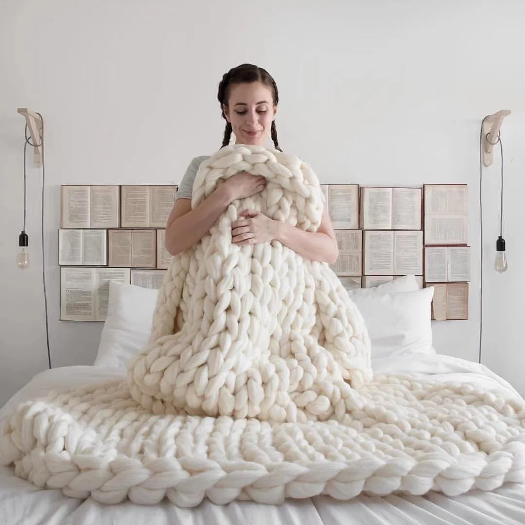Chunky Knit Blanket – Cozy Wool Blanket for every room – Soft and warm – Perfect for sofa and bed