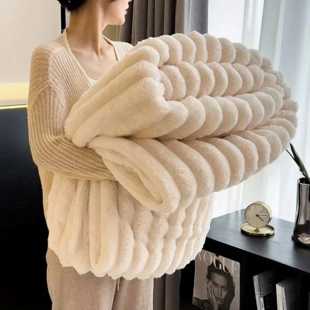 Skanto | Luxurious Faux Rabbit Fur Throw Blanket - Perfectly Warm & Soft for Home