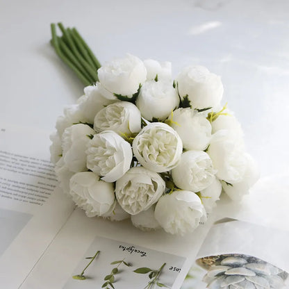 Bouquet with 20 artificial roses and peonies