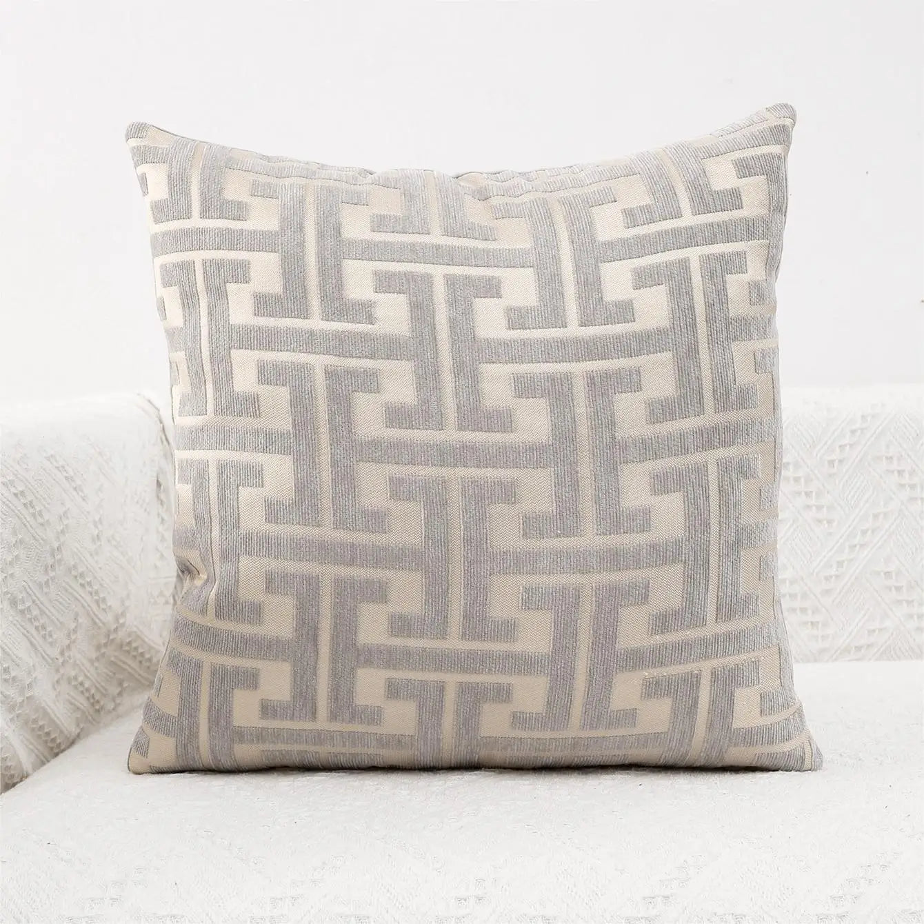 Striped cushion cover in farmhouse style – Decorative sofa cover for living room and couch | Karnz