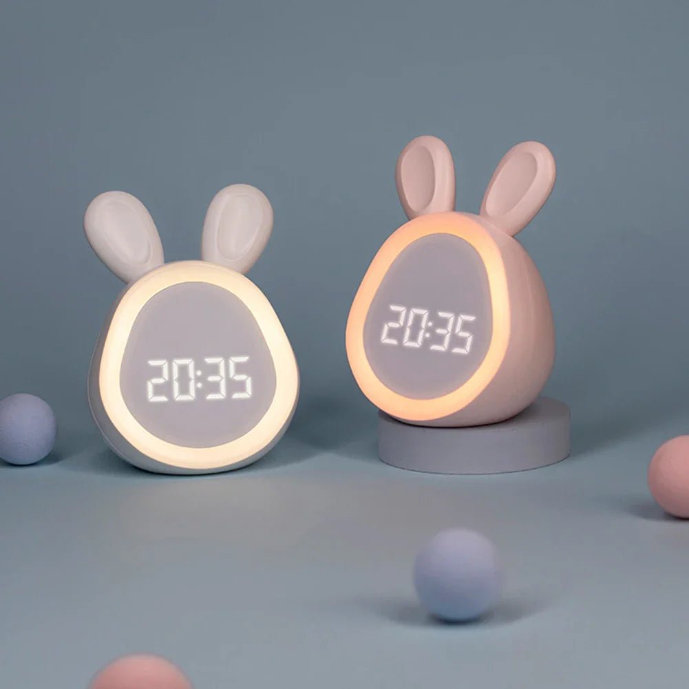Skanto | WakkerKonijn – Kids Alarm Clock with LED Night Light and Playful Rabbit Design