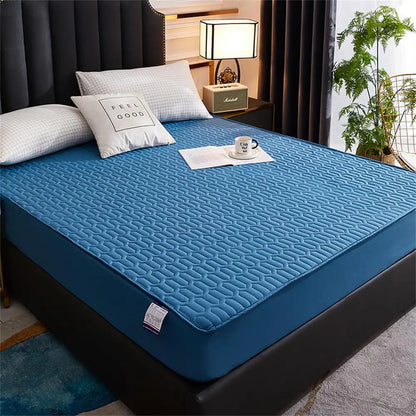Skanto | Waterproof Ultra-Soft Fitted Latex Mattress Protector