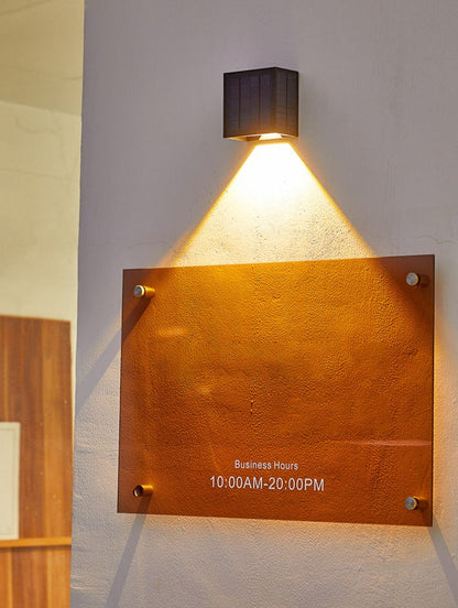 BowLift | SolarFlare - Upward & Downward Solar Wall Lamp