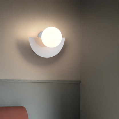 Everest Nordic – Stylish Wall Lamp in 6 Scandinavian Colors