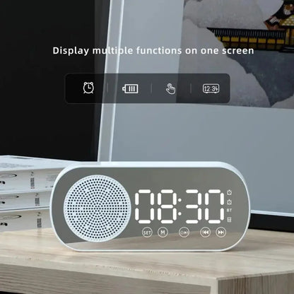 Skanto | Digital Alarm Clock with Bluetooth Speaker and FM Radio