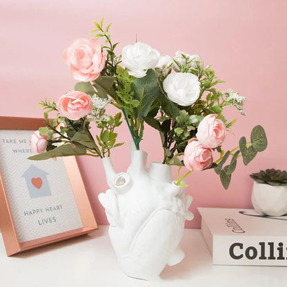 Skanto | Heart-Shaped Flower Pot