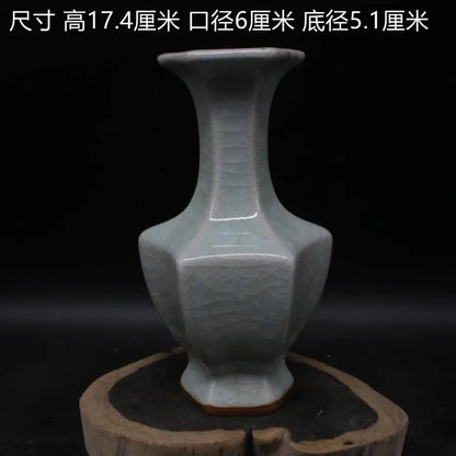 BowLift | Antique Royal Chinese Porcelain Vase