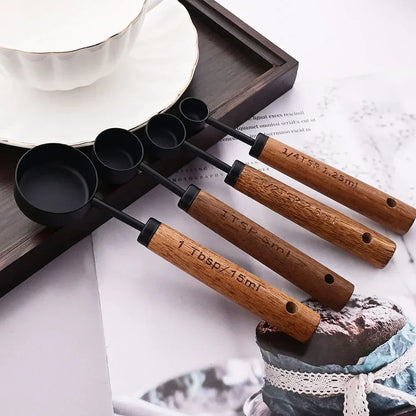 BowLift | Lyra Measuring Cups & Spoon Set