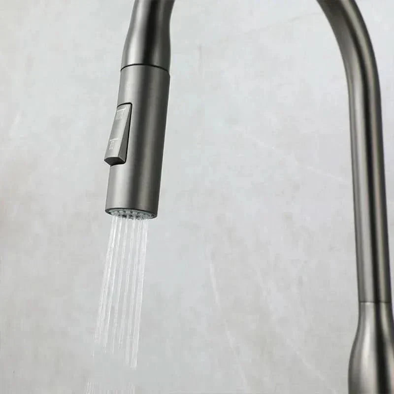 BowLift | Stainless Steel Kitchen Faucet with Pull-Out Sprayer