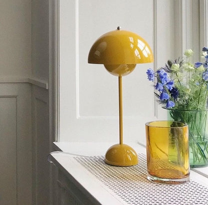 Skanto | Nordic Colorful Table Lamp