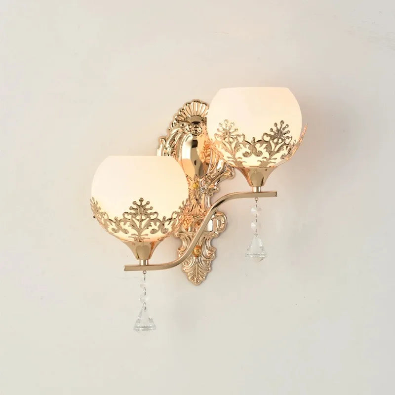 CrystalLuxe – Gold LED Wall Lamp for Atmospheric Lighting Skanto