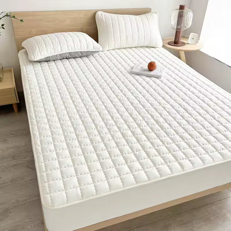Waterproof mattress cover