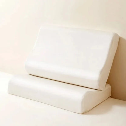 Skanto | Silk Pillowcase for Healthy Sleep