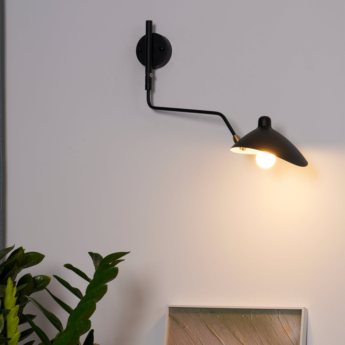 Skanto | Serge Mouille Wall Lamp
