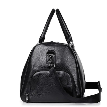 BowLift | Travel bag Ravemo Roadster | Retro sports bag made of waterproof PU | 44×33×21 cm | For short trips, training & motorcycling