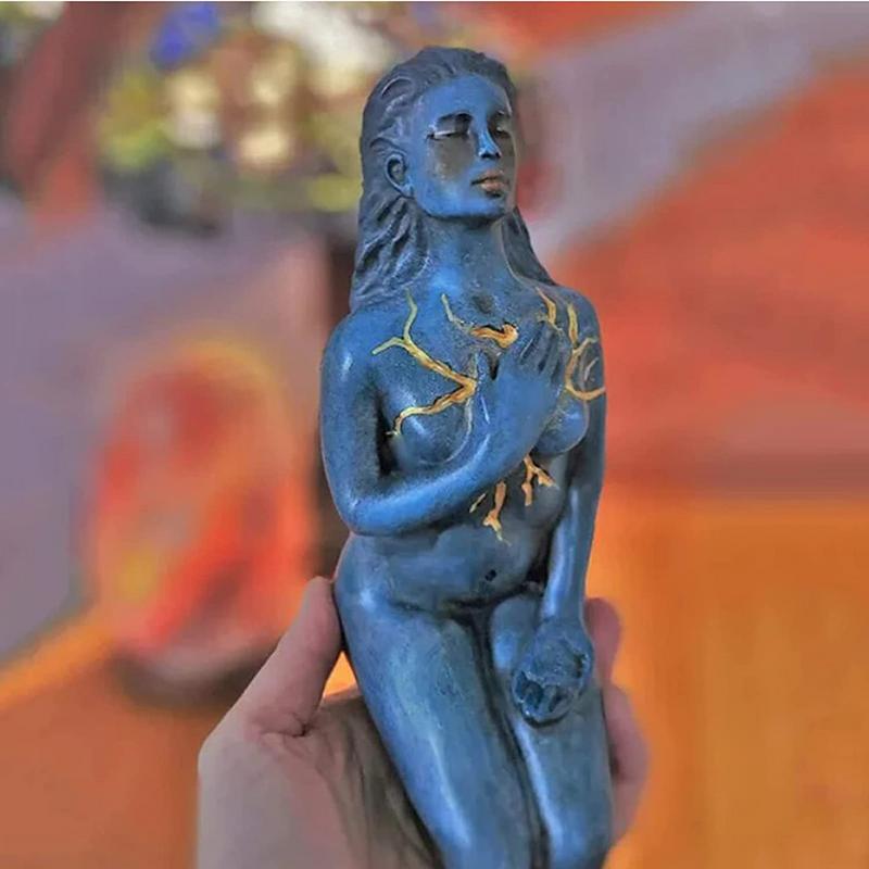 Skanto | Healing Goddess Sculpture: Resin Abstract