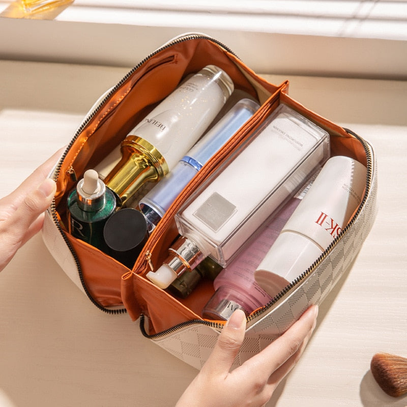 Skanto | Luxurious Plaid Makeup Cosmetic Bag