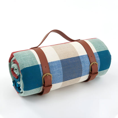 Outdoor Picnic Blanket – waterproof and sand-repellent | Perfect for outdoor adventures