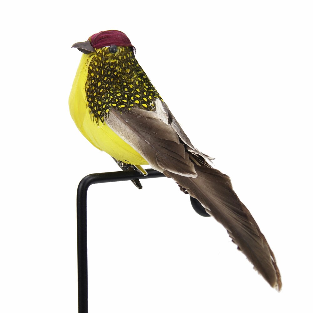 Skanto | Lifelike Feathered Birds for Outdoor Decoration