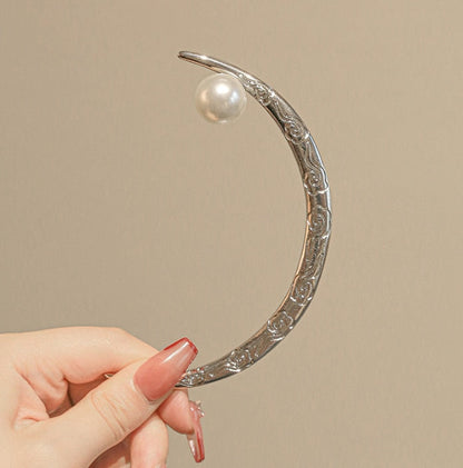 BowLift | Vintage Crescent Moon Hair Sticks
