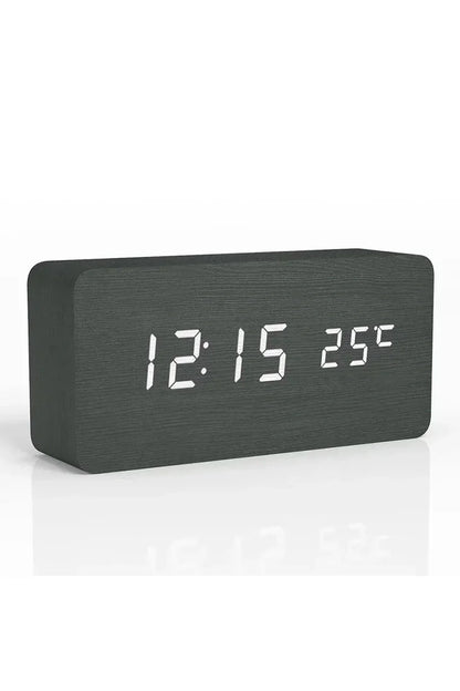 Skanto | Three LED Digital Clock