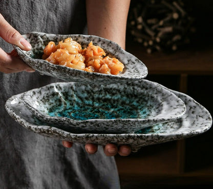 Shell-shaped ceramics