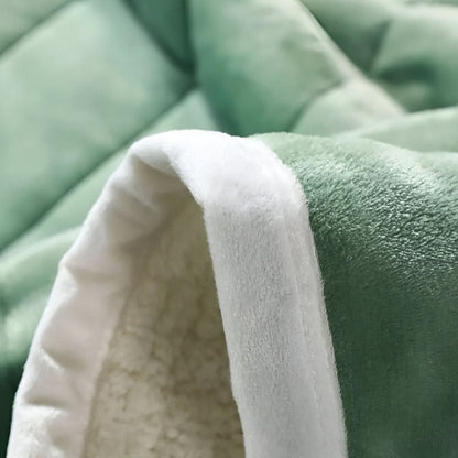 Skanto | VELVAMOR - Premium Velvet Throw