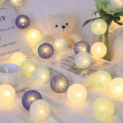 BowLift | Cotton Ball Garland