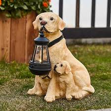 Skanto | Sweet dog statue garden lighting