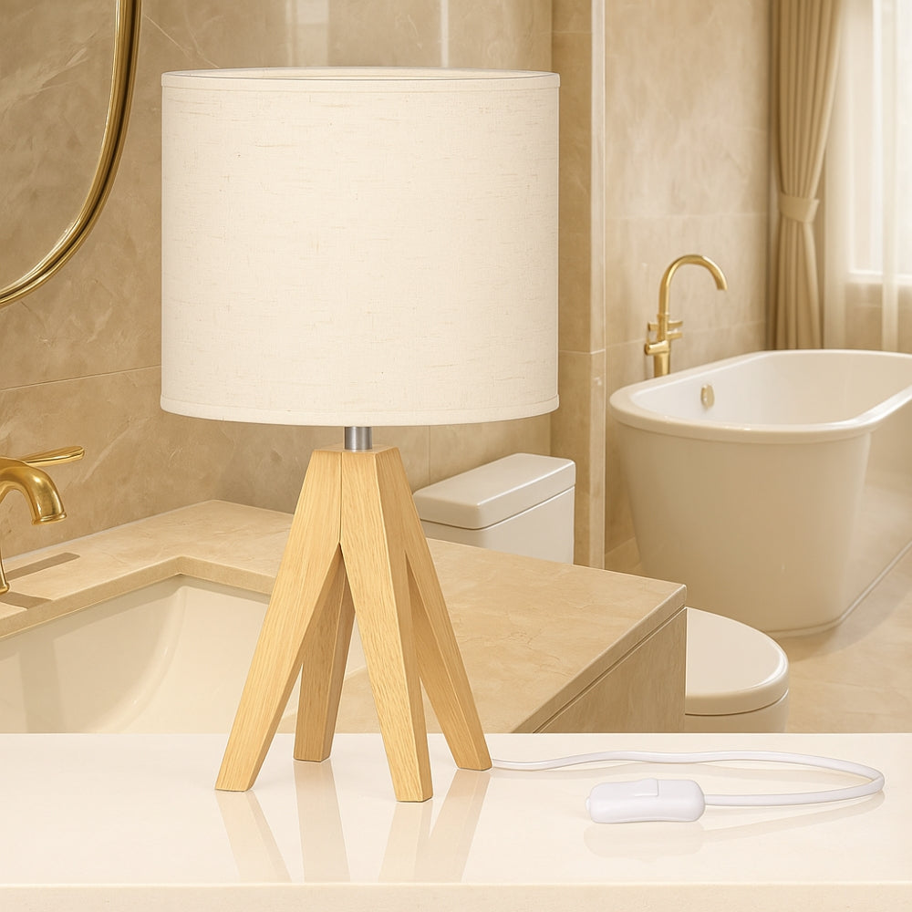 Skanto | Solara Minimalist Tripod Table Lamp