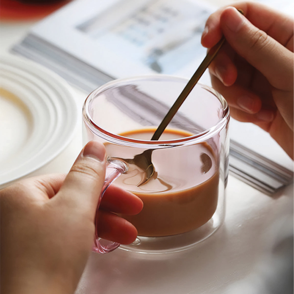 BowLift | DoublyMug | Tinted glass mug for hot beverages