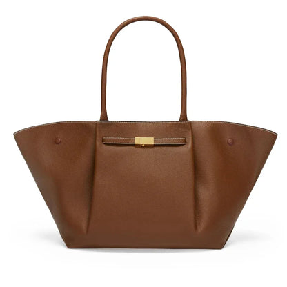 Skanto | Tassa Luxurious Oversized Shoulder Bag with Gold Buckle – Elegant Minimalist Tote for Women