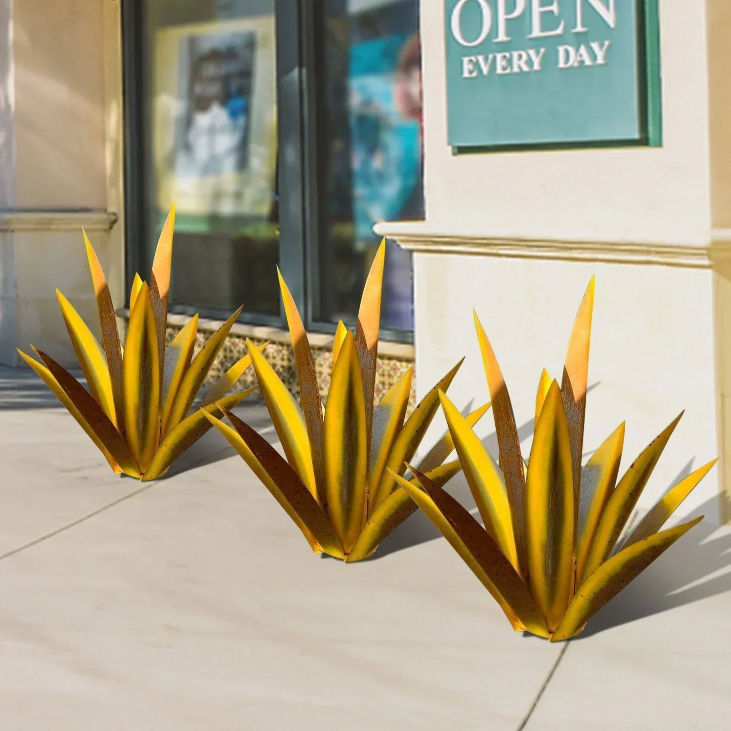 BowLift | Eternal Agave – Handcrafted Rust-Proof Metal Garden Sculpture for Indoor & Outdoor Decor