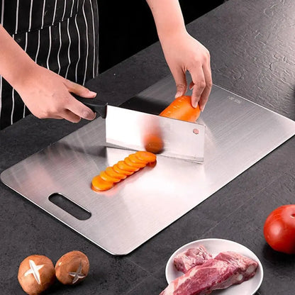 Skanto | Titan Cutting Board