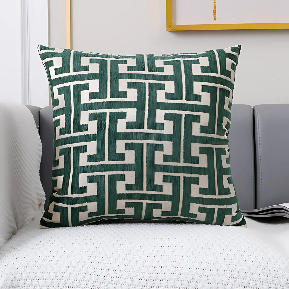 Skanto | Timeless Labyrinth Pattern Pillow Cover