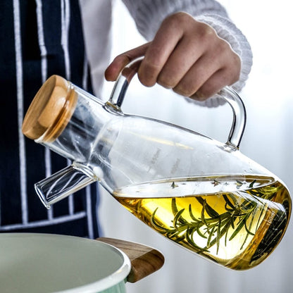 Transparent glass oil bottle with handle | Kalsten