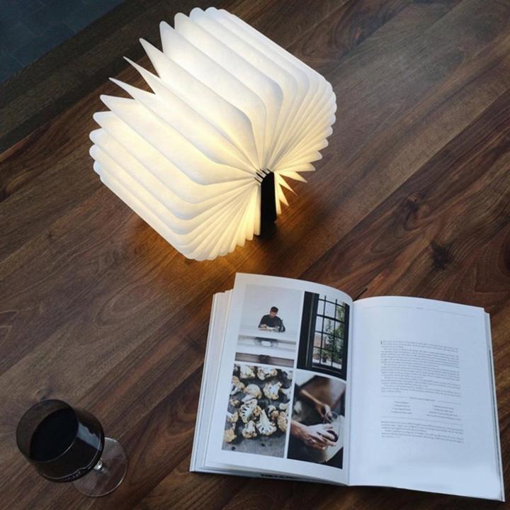 BowLift | Lumio Style LED (Folding) Book Lamp!
