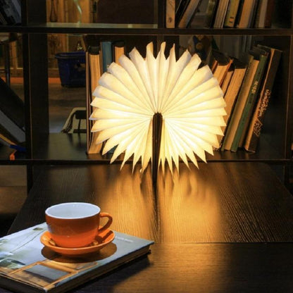 BowLift | Lumio Style LED (Folding) Book Lamp!
