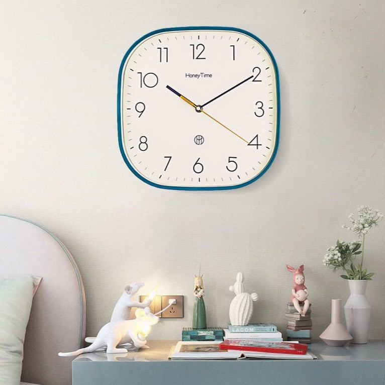 Ultra Silent Square Clock Bowlift