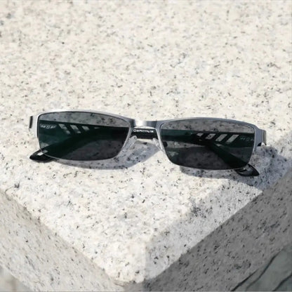 BowLift | Ultra-light multifocal self-tinting reading glasses