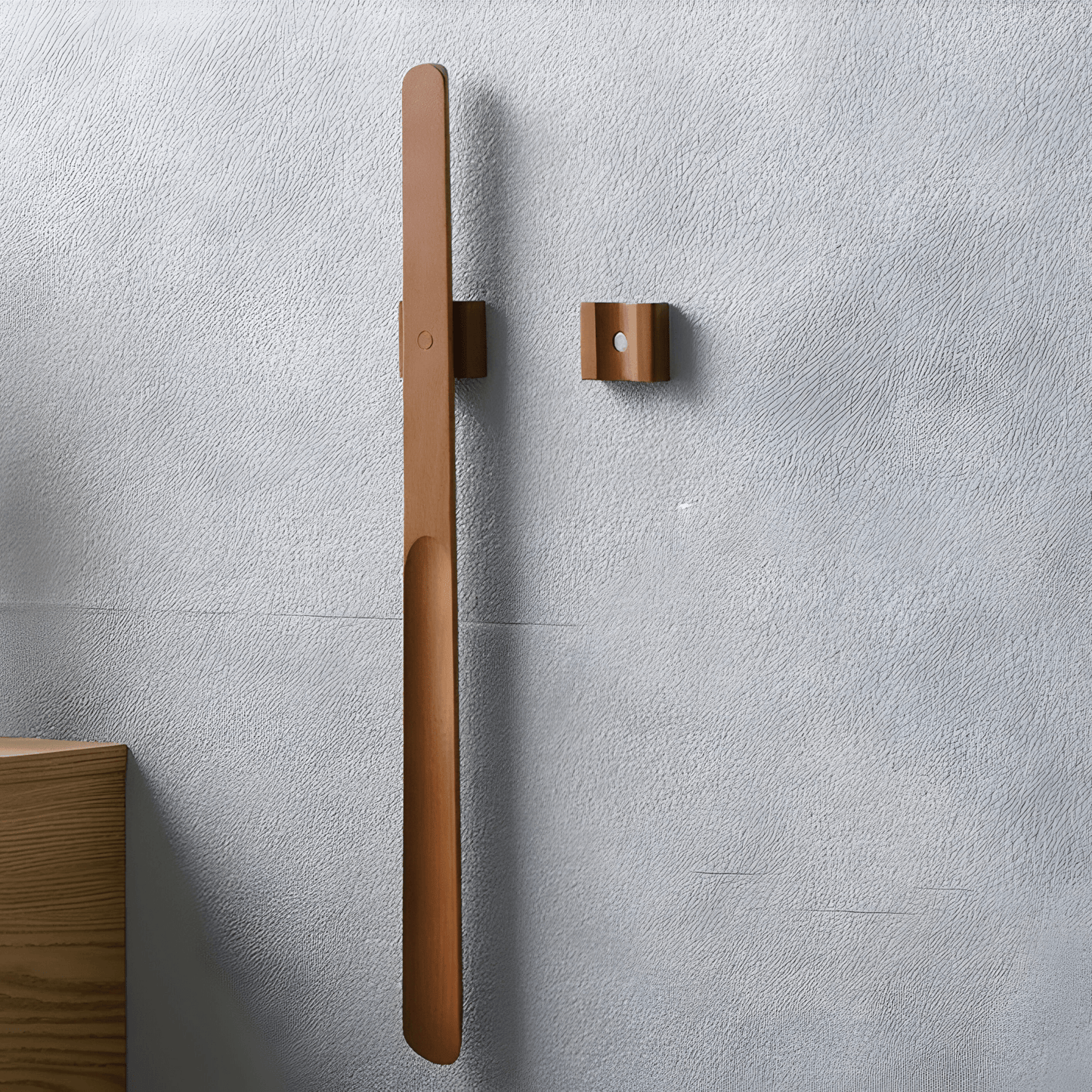 Long Wooden Shoe Horn with Magnet and Wall Holder 55 cm | Bowlift