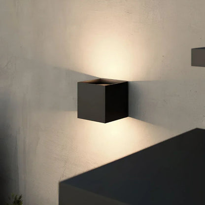 BowLift | Adjustable Wall Light
