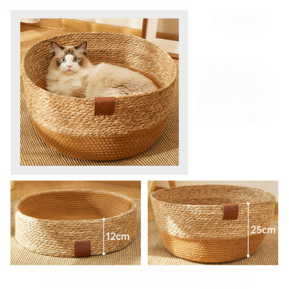 Hand-woven Rattan Cat Scratching Bed Skanto